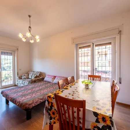 - Apartamento